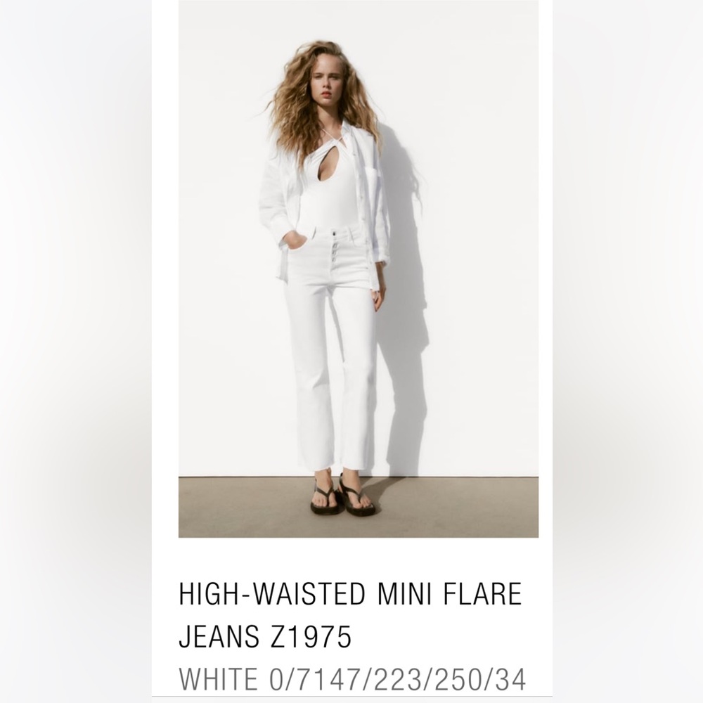 New With Tags. Zara High-Waisted Mini Flare Jeans
